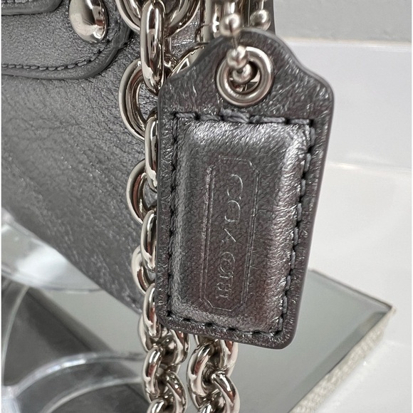 Coach Kristin Envelope Wristlet - Picture 3 of 11